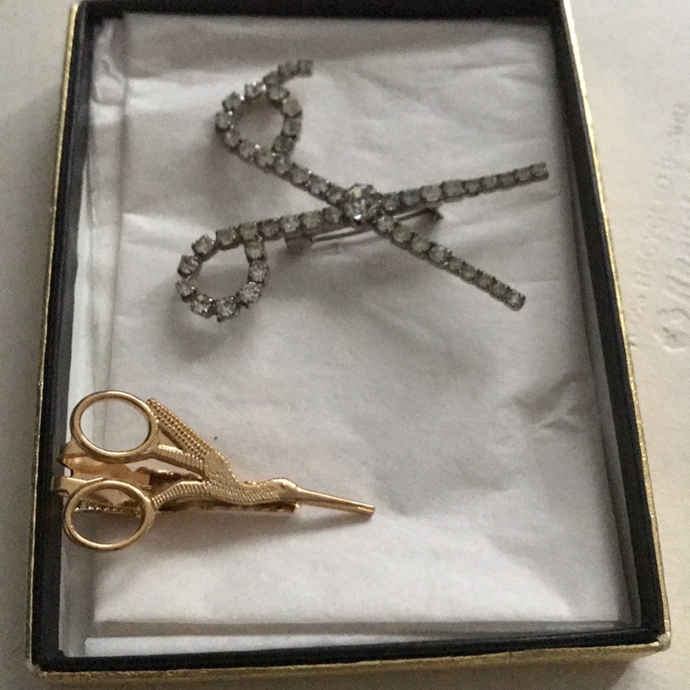Brooches Pins